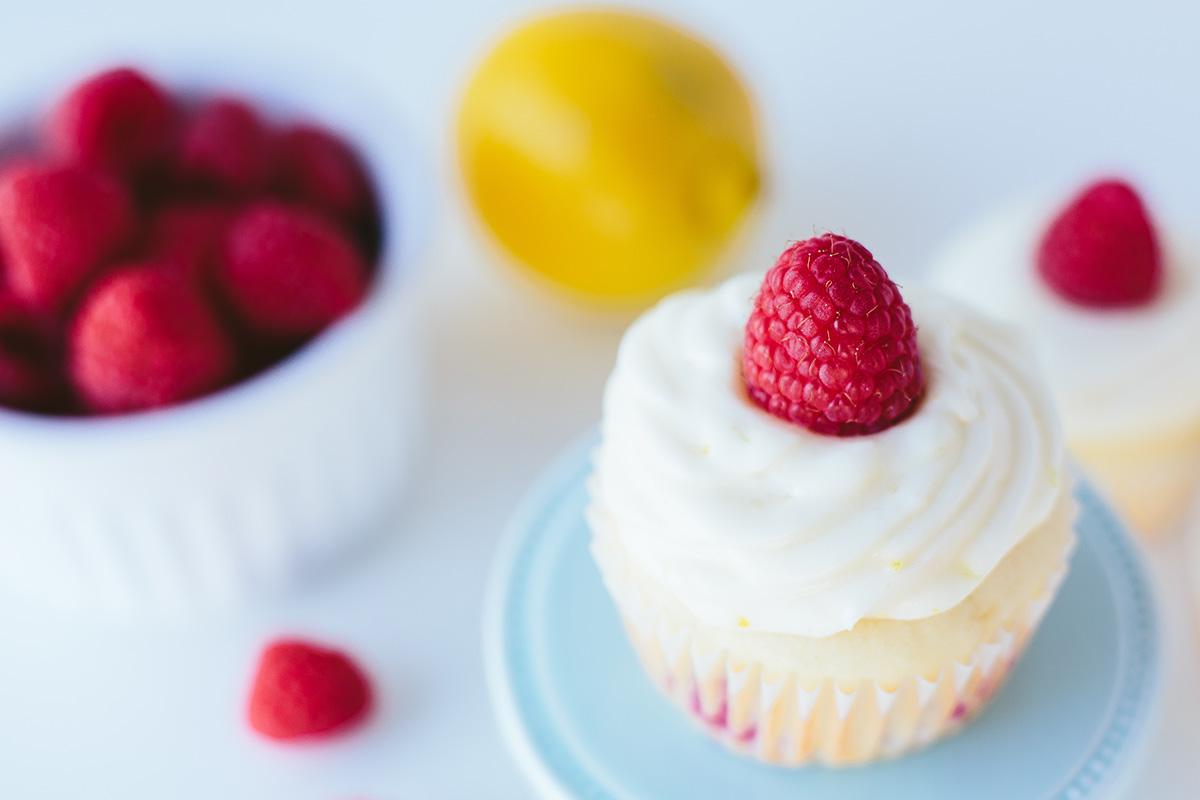 Lemon Cream Cheese Raspberry Cupcakes