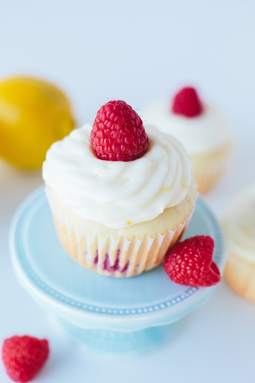 Raspberry Lemon Cream Cheese Cupcakes